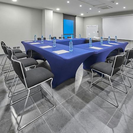 City Express By Marriott Queretaro Jurica Luaran gambar