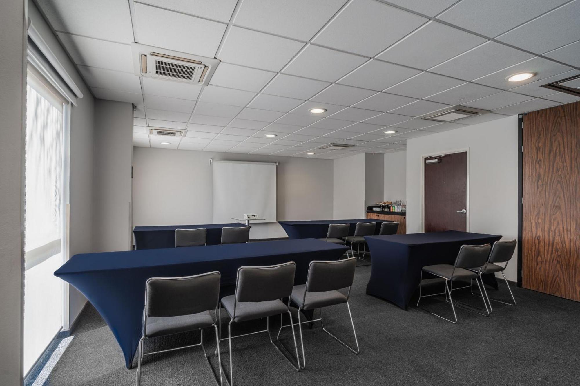 City Express By Marriott Queretaro Jurica Luaran gambar